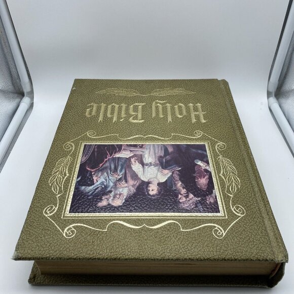 Holy Bible KJV Large Heirloom Family Red Letter Master Reference Edition (1971) - Picture 4 of 16